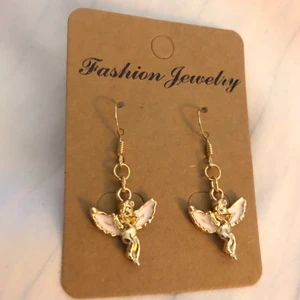 👼 Ängel-Örhängen  - 👼 Ängel-Örhängen, frakt: 14kr 👼  * Alla örhängen går även att göras till halsband för 15kr billigare⚡️ 💜TILLFÄLLIGT: köp 2 par örhängen och få ett tredje par gratis!!💜