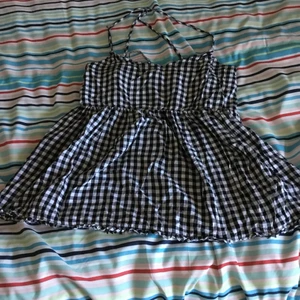 Sexig kotton topps - I mycket bra skick och passar M- L,D.Finns fler bilder 