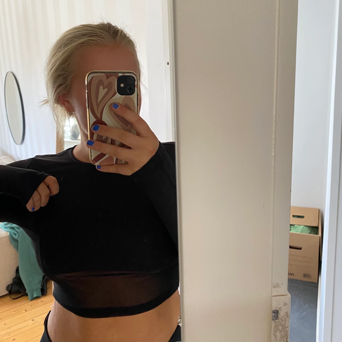 Svart topp från nelly