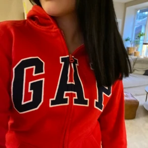 Gap sweatshirt  - Jätte fin zip Hoodie från CAP