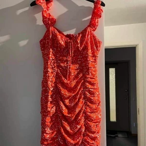 Superfin klänning ❤️‍🔥 - Storlek S!
