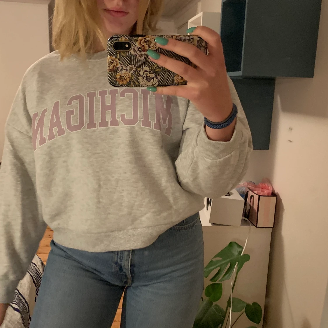 Sweatshirt från ginatricot