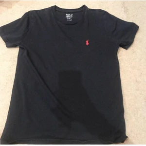 Ralph Lauren t shirt - Sort ralph lauren t shirt med rød logo