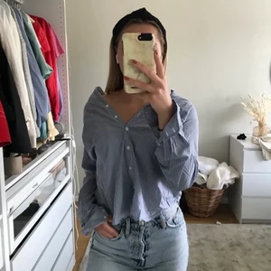 Randig skjorta - Randig skjorta från Boomerang i storlek 36