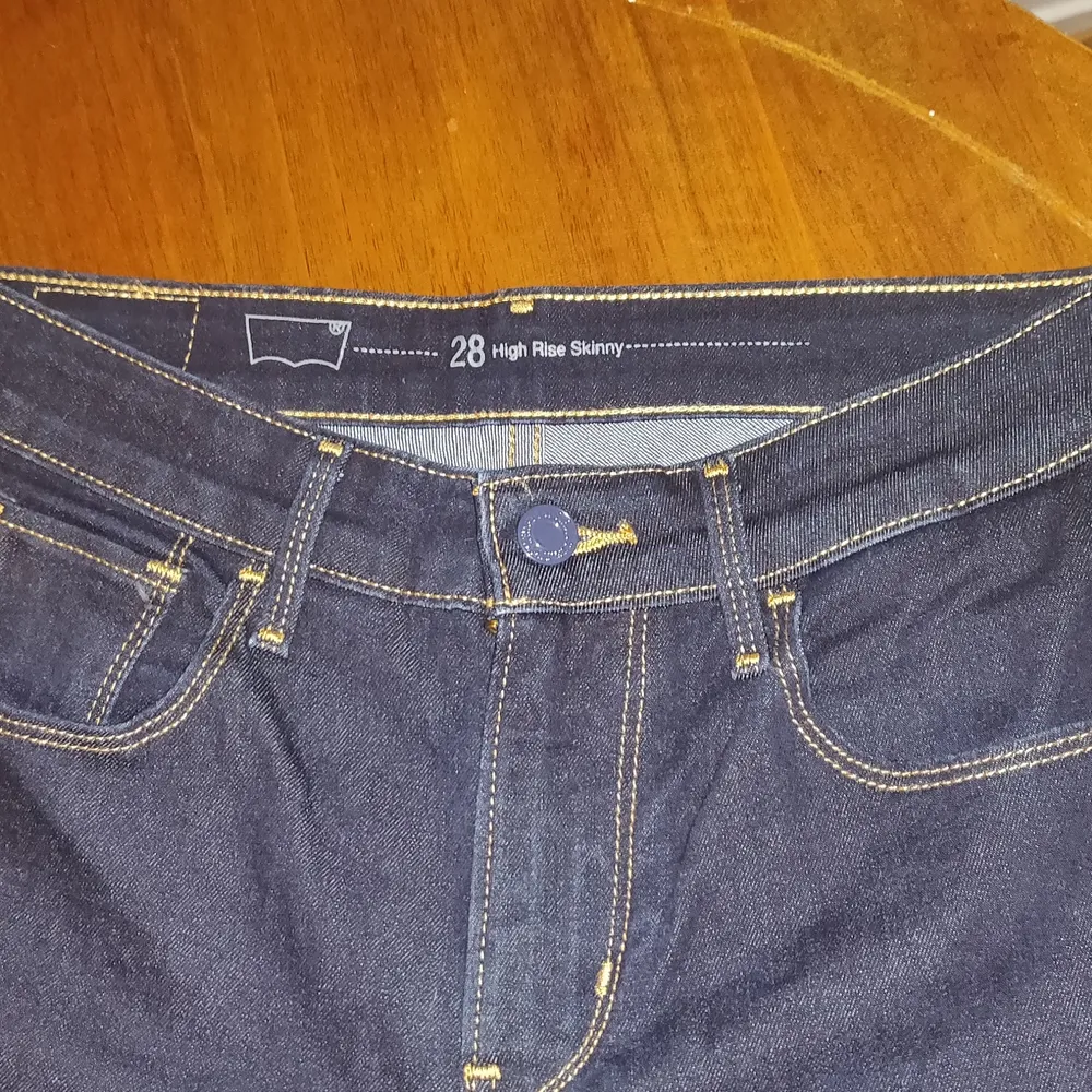 Snygga jeans Levis STL 28 som nya. Jeans & Byxor.
