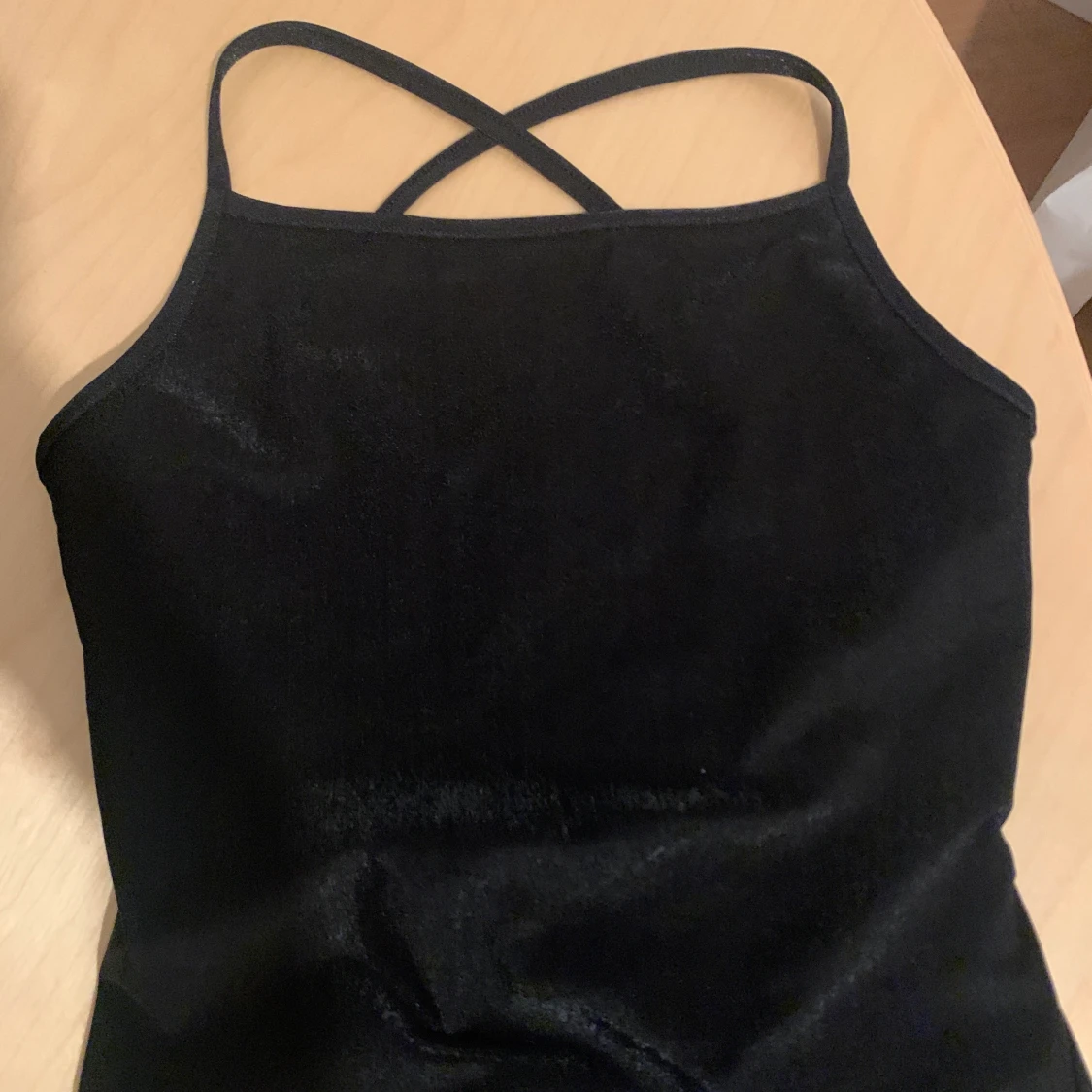 Skimrande tajt långklänning - 90