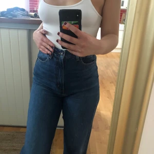 Levis jeans - Storlek 29. Jag är 173 och brukar bära storlek M. 