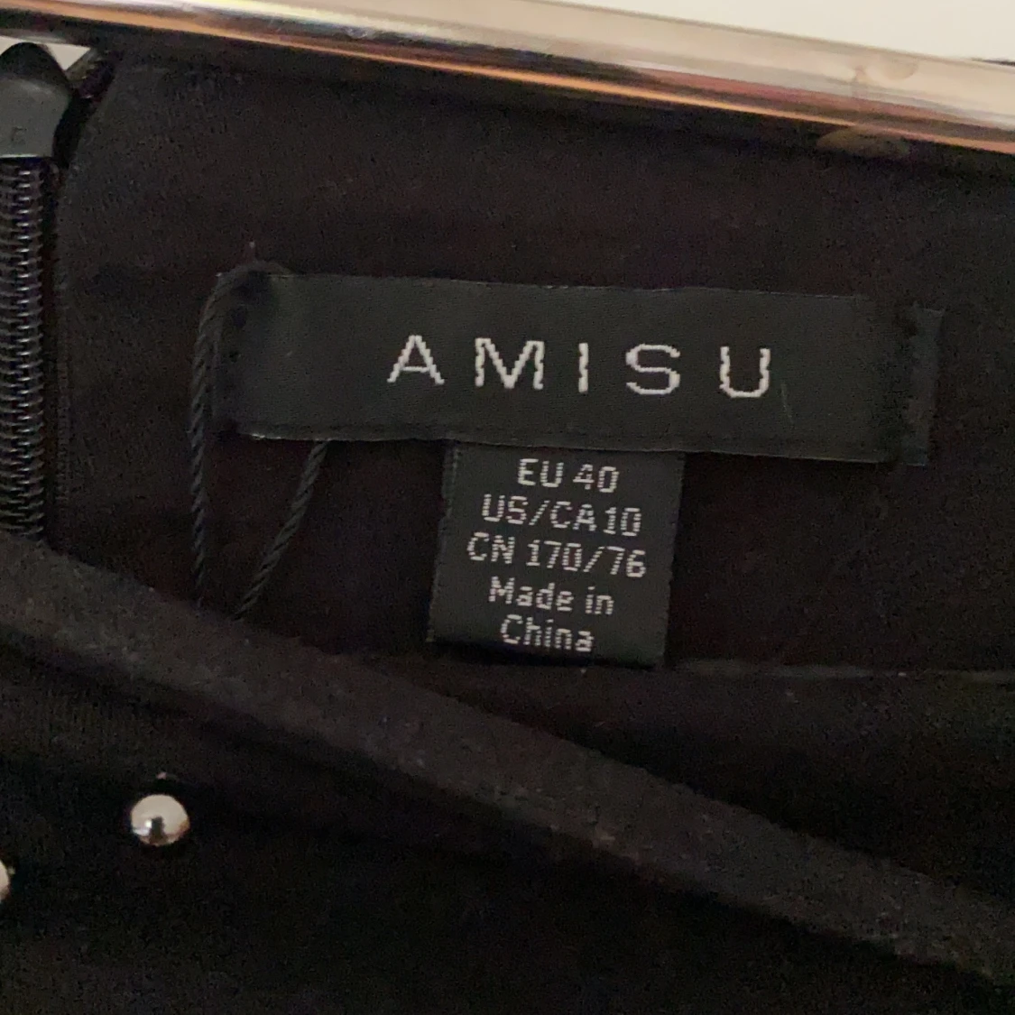 Snygg kjol med pärlor - 91