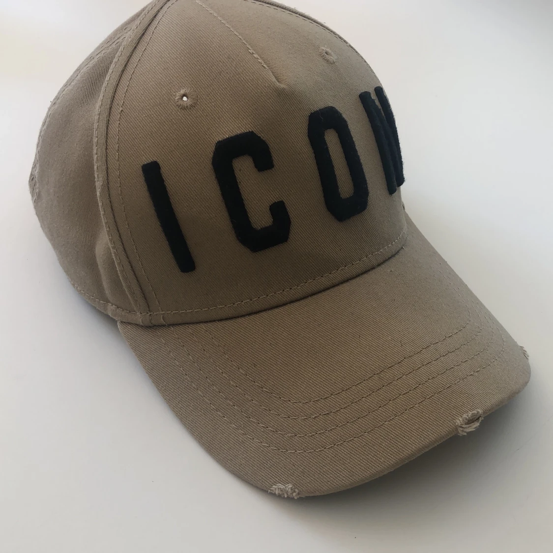 Icon keps beige