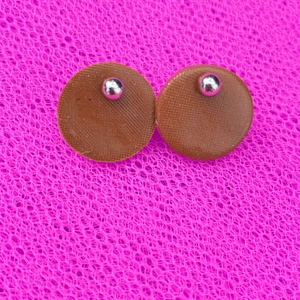 Handgjorda örhängen  - Handgjorda örhängen som är väldig Gina på och hållbara. Skriv till mig om ni vill ha personaliserad smycke💕💕🥰😉