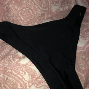 BIKINI UNDERDEL - Bikiniunderdel som aldrig använts, jag har testat de o det är SÅKLART TVÄTTADE