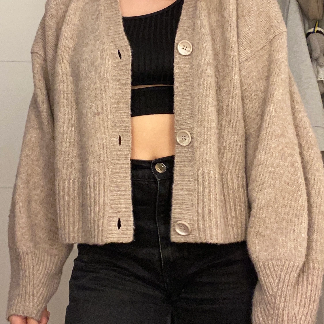 Beige stickad kofta - 90