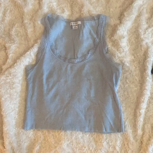 Blått linne - Blått linne som jag klippt av💓