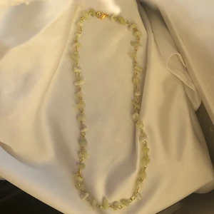 Kristall halsband  - Handgjord kristall halsband utav grön aventurin! 