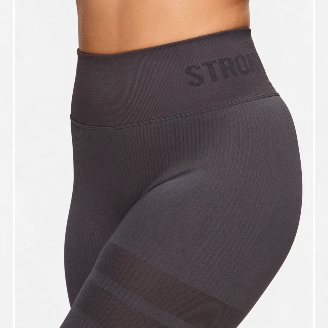 Stronger Embrace Tights  - 90