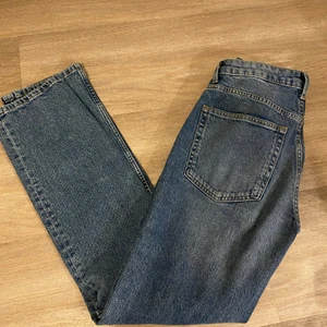 H&M - jeans  - Strl 36