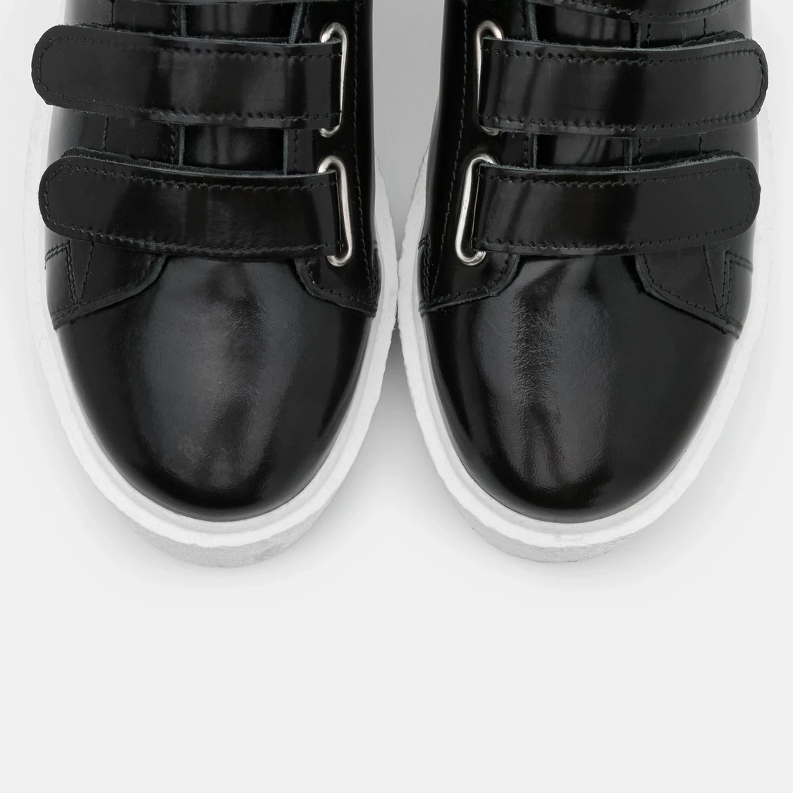 Sneakers med kardborreband - 90