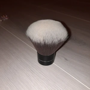 Kabukiborste - Jättemjuk kabukiborste, använd ett fåtal ggr så i väldigt fint skick❤