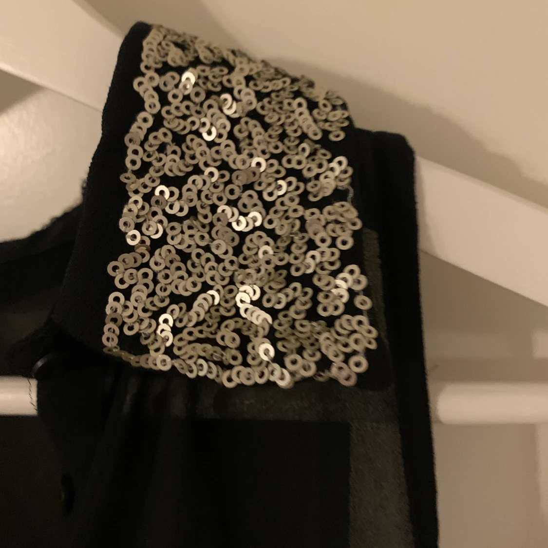 Genomskinlig Skorta med glitterdetaljer - 91