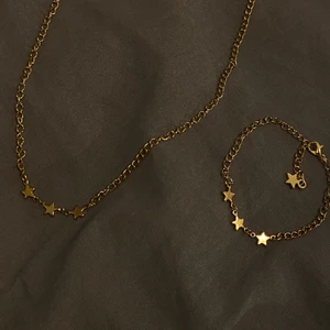 Armband och halsband  - Nu börjar jag sakta men säkert sälja smycken i guld✨ Halsband:90kr Armband:75kr Båda: 140kr Gratis frakt❤️