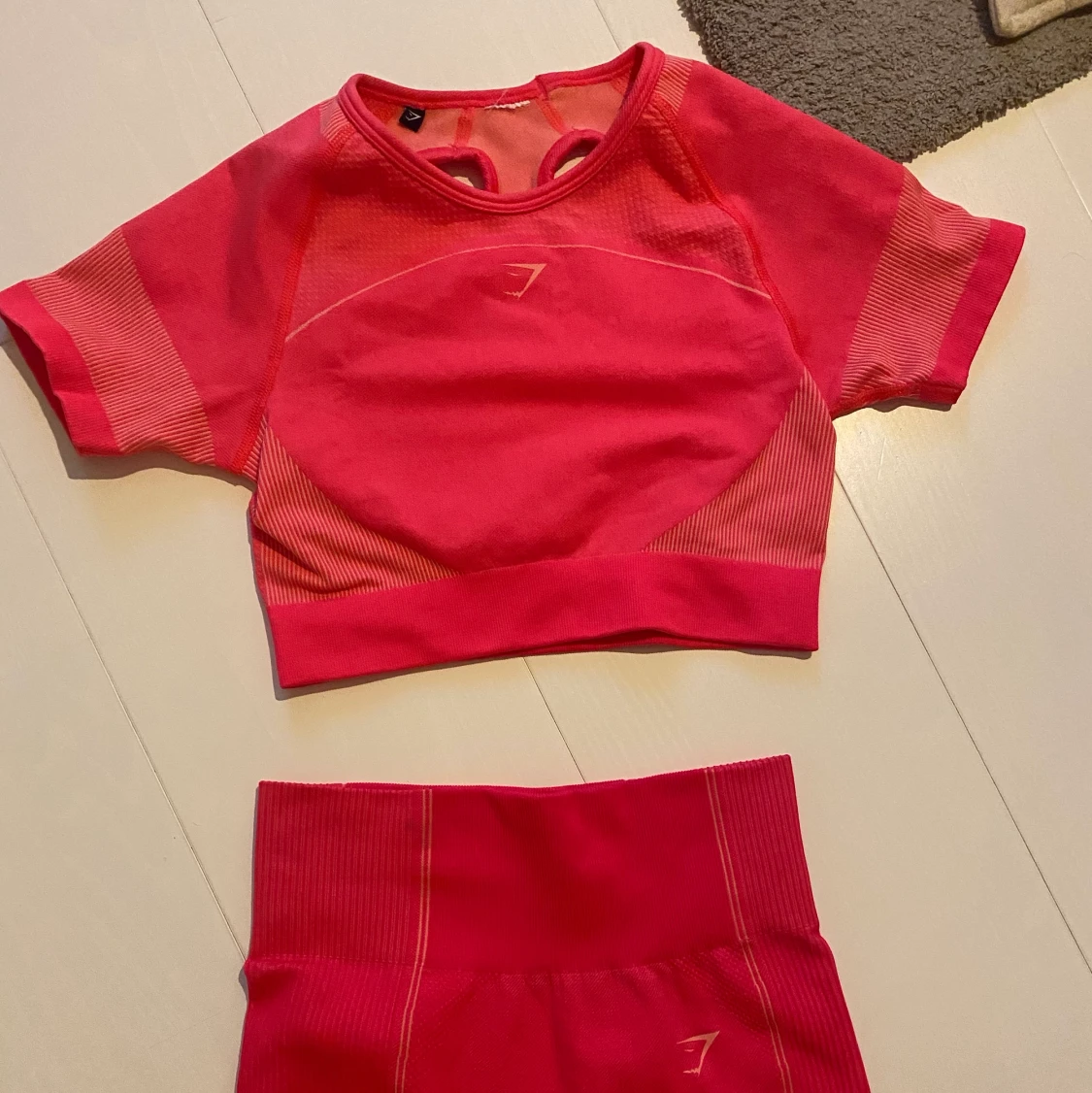 Rosa Gymshark set, 2 delar  - 90