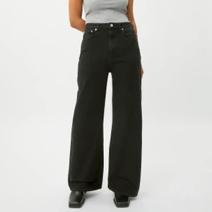 Weekday ace jeans - De populära weekday jeansen! Första bilden lånad, superbra skick men säljer pga att de inte kommer till användning längre