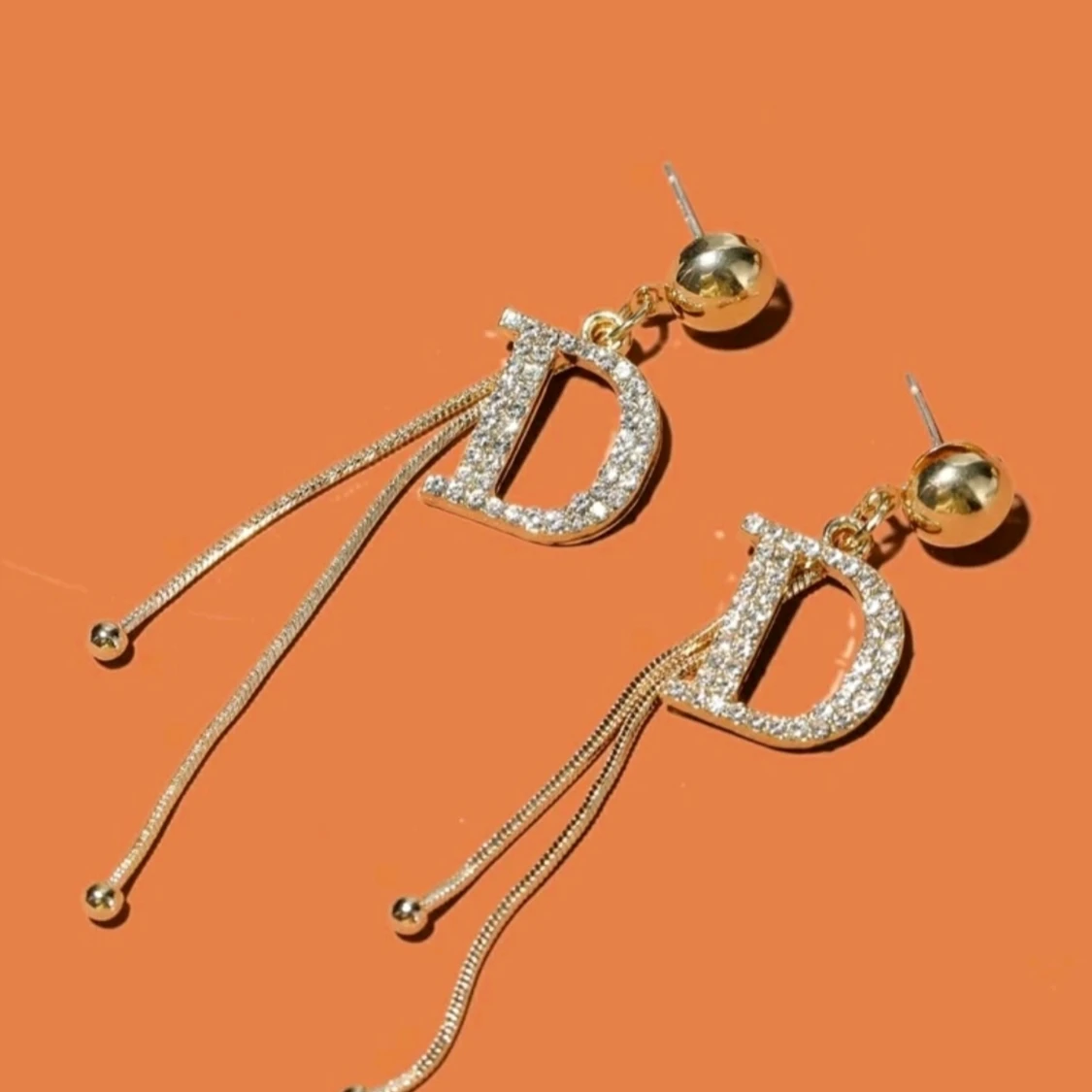  Dupe fashion earrings - 90