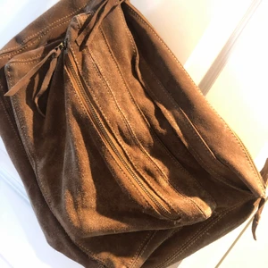 Äkta mockaväska från Zara - Trafaluc från Zara 