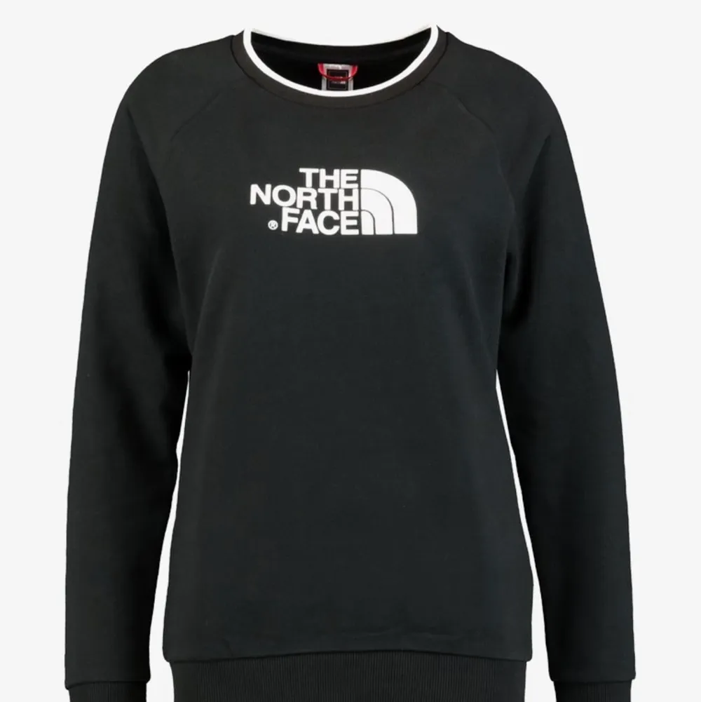 Säljer min sweatshirt från The North Face. Nypris 649kr och använd ett fåtal gånger, den är i väldigt bra skick ☺️. Tröjor & Koftor.