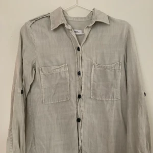 Tröja från Zara  - Tröja från Zara i storlek S. Köparen står för frakten 