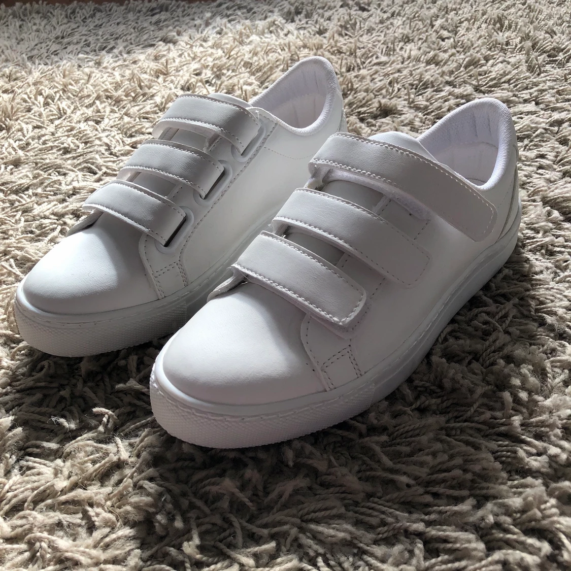 Sneakers med kardborreband  - 91