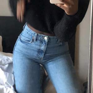 Supersnygga Wide leg full length jeans från Zara som är helt slutsålda 