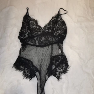 Fashion nova body XS  - Bra skick 