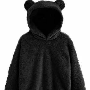 Teddy myströja - Säljer min älskade teddy tröja som endast är använd 2 gånger. Storleken är S och sitter som den ska. Jag fick denna tröja i julklapp men den kommer inte till användning och pryder säkert någon bättre som en gosig krambjörn. Frakt ingår i priset! PayPal önskas som betalning då min Swish är ur funktion av tekniskt fel. 