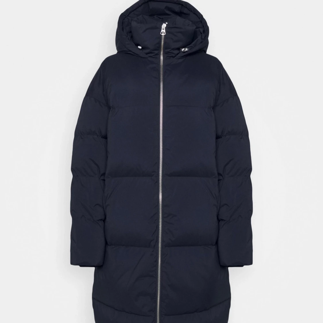 J Lindeberg lång dunjacka i stl 34 