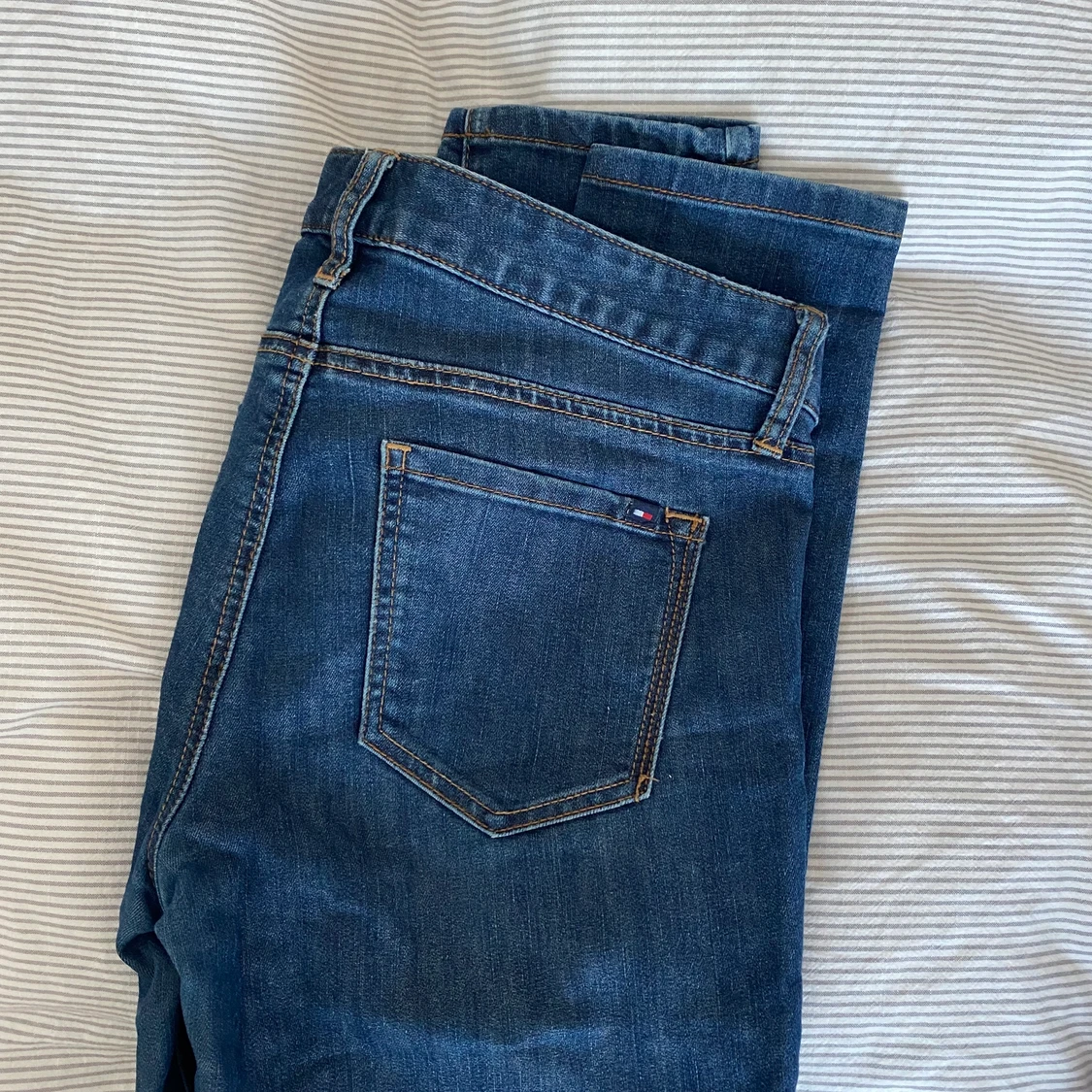 Tommy Hilfiger jeans låga i midjan - 90