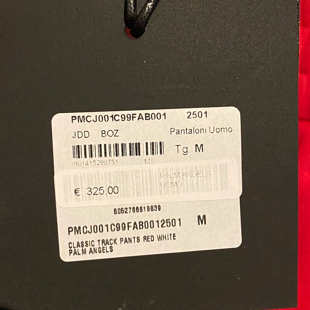 Helt nya Palm Angels byxor med prislappen kvar. Köpta för 325€ (3600:-) Storlek M. Jeans & Byxor.