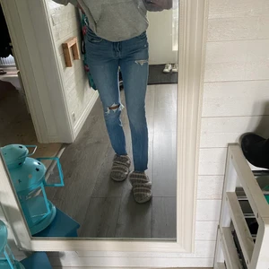 Levis jeans - W27 L32