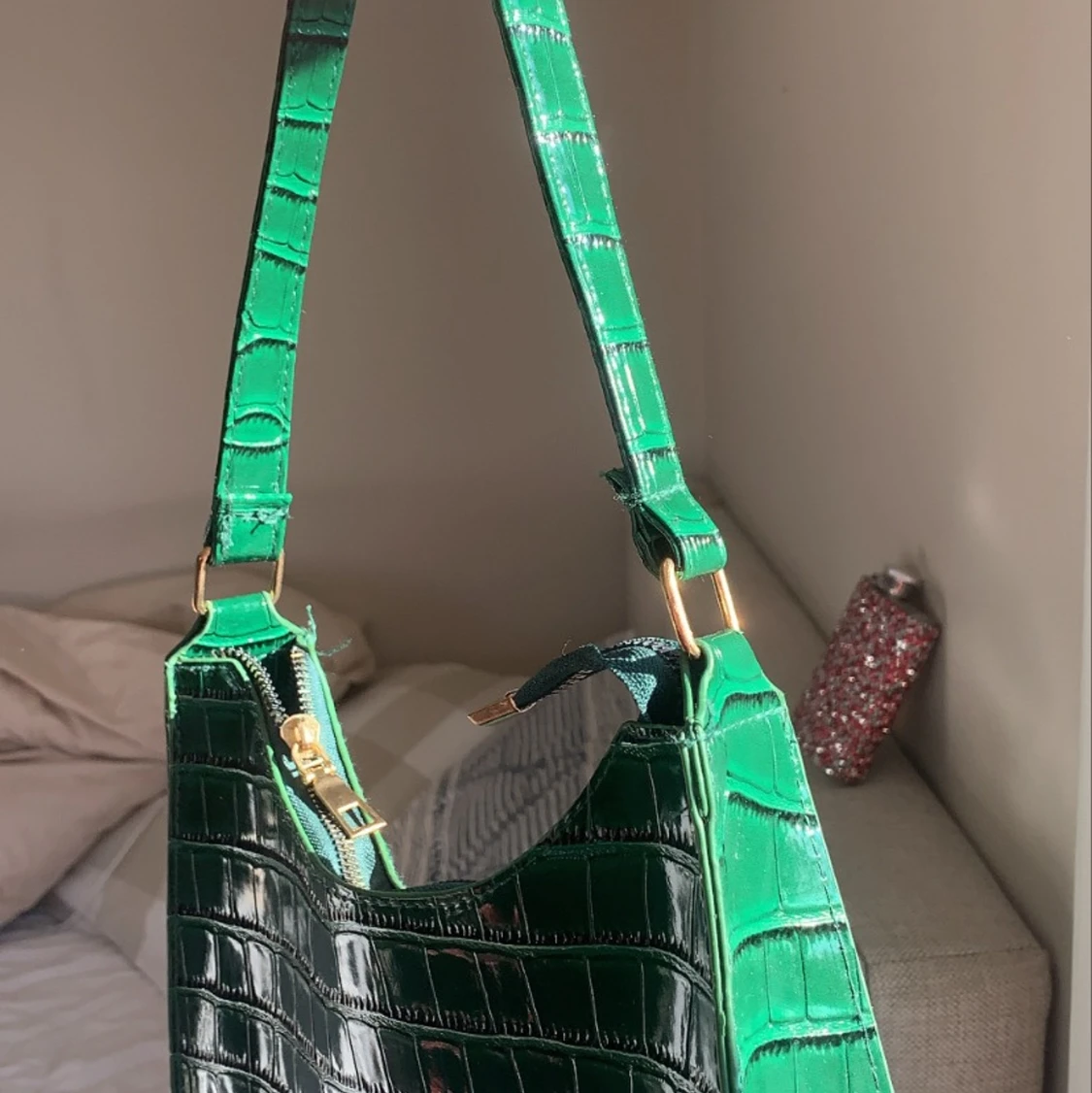 Mörkgrön väska  - 90