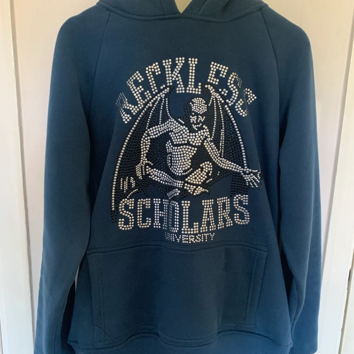 Reckless scholars hoodie M - 90