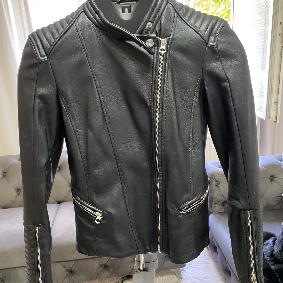 Helt ny skinnjacka 