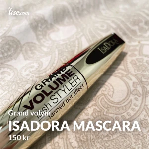 Isadora mascara  - Köpte för 189kr, använt 1 gång. Säljer pågrund av att denna mascara fungerar inte så bra på mina korta fransar. Priset kan diskuteras😊