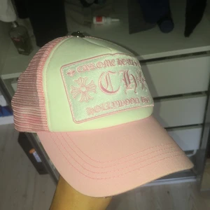 Chrome Hearts Keps - Väldigt bra Replica. Justerbar till allla storlekar.