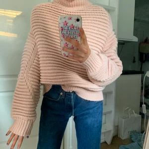 Såå fin stickad tröja 🌸🌸🌸 - Såå fin stickad tröja 🌸🌸🌸