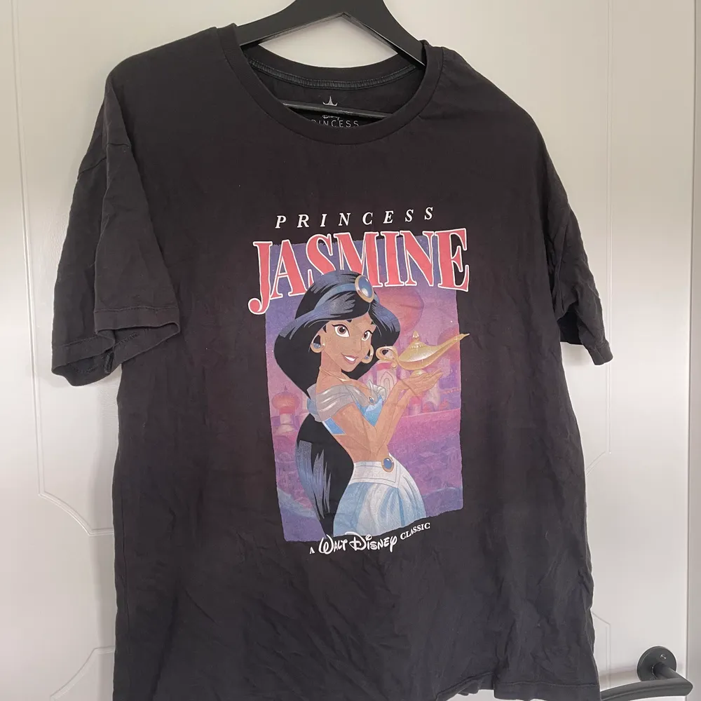 from the pull&bear x disney collection. Very cozy!. T-shirts.