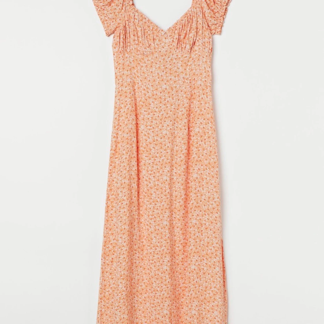 Slutsåld klänning från H&M - strl. 38 - 90