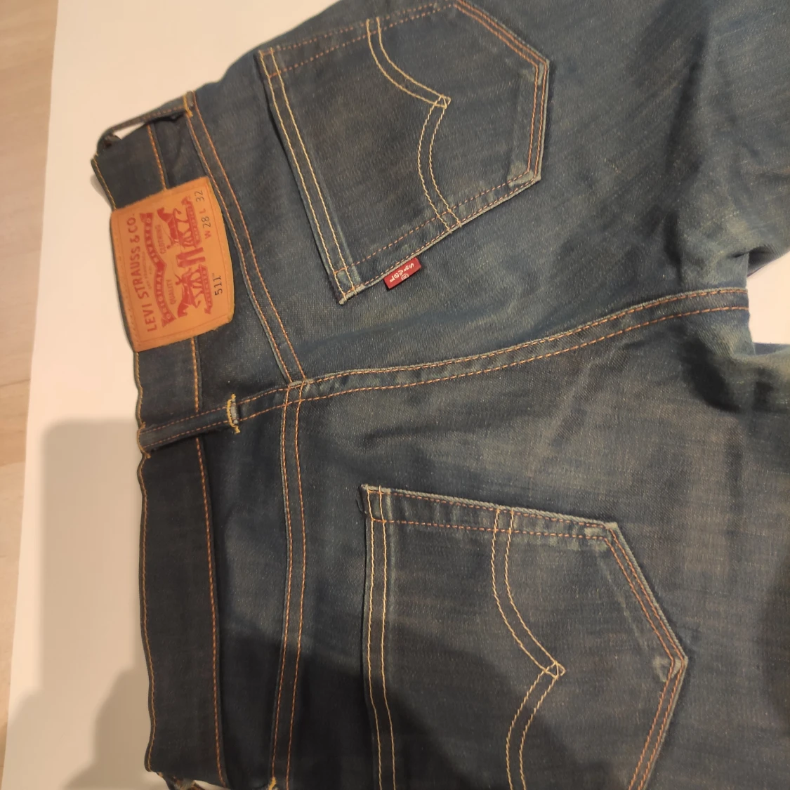 NYA LEVI PREMIUM JEANS 511 STORLEK 28/32 - 91