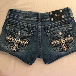 Miss me - Ascoola Miss Me shorts i storlek 28, i superfin skick 💕