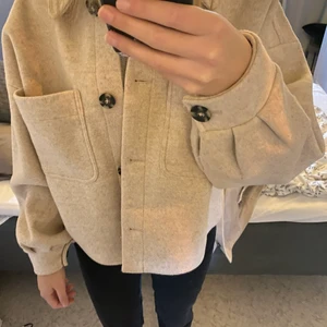 Jacka strlk 34 -  jacka ifrån nakd i strlk 34, andvänd ett fåtal gånger