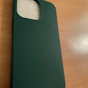 iPhone 13 pro skal  - iPhone 13 pro skal mörk grön